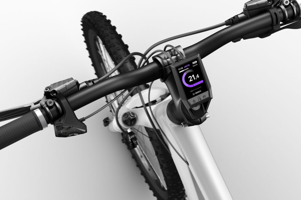 Bosch-eBike-Kiox-eMTB-R1-Handlebar-MY2020-p1-DE-FR-ES-IT-NL-DK-SW-PT_Screen (96 dpi)
